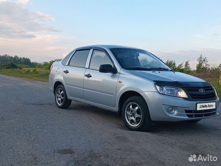 LADA Granta 1.6 МТ, 2012, 186 000 км