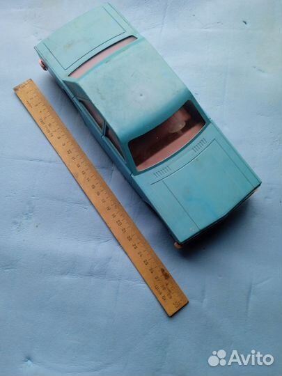 Игрушка машина Волга СССР