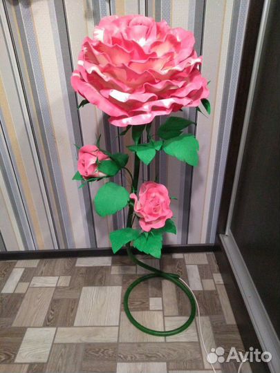 Светильник из изолона