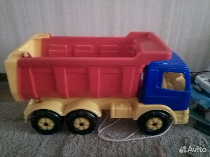 Камаз-самосвал для детей