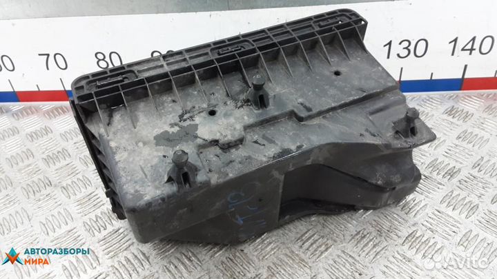 Корпус воздушного фильтра Dodge Caliber 2008