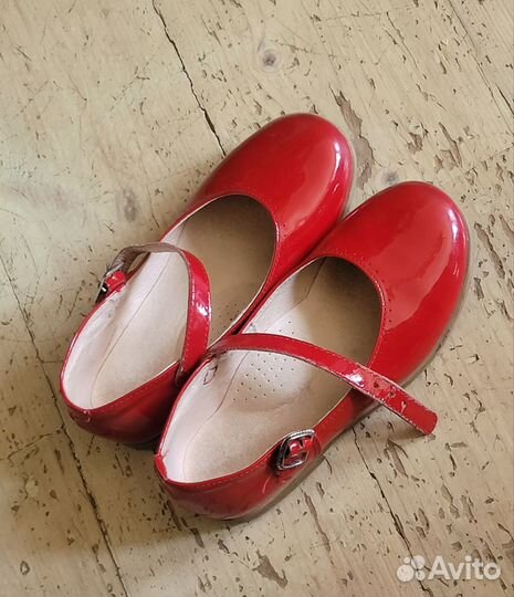 Балетки лаковые pablosky р-р 29, коробка