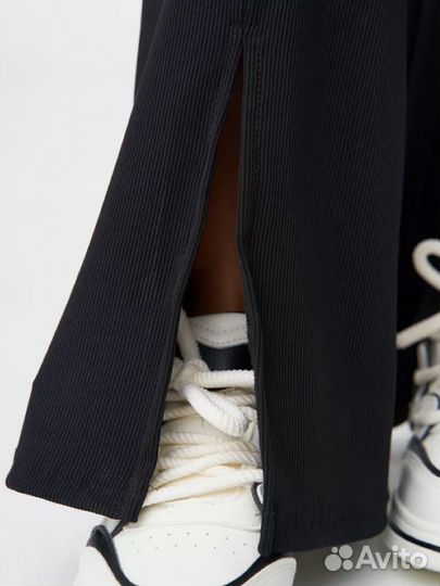 Брюки клеш с разрезами