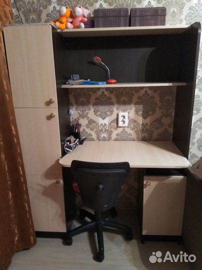 Компьютерный стол новый