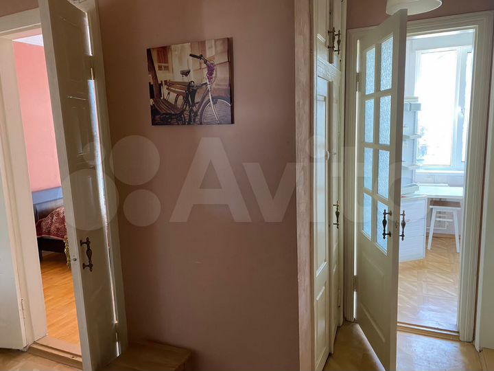 2-к. квартира, 50 м², 2/3 эт.