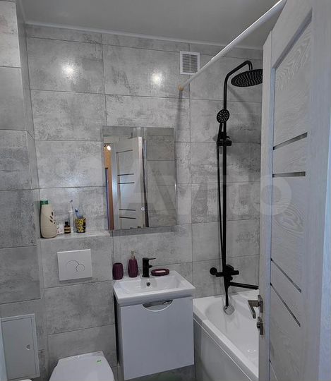 2-к. квартира, 54 м², 3/5 эт.