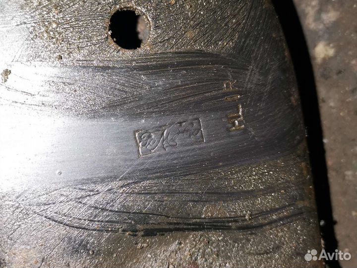 Передний рычаг левый Ford Focus 2