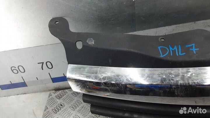 Решетка радиатора Opel Astra H/Astra Family H