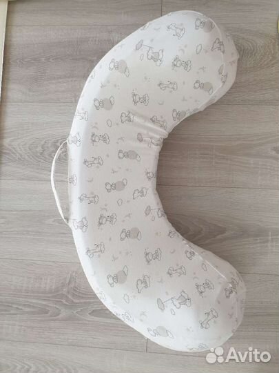 Анатомическая подушка для кормления мамагу
