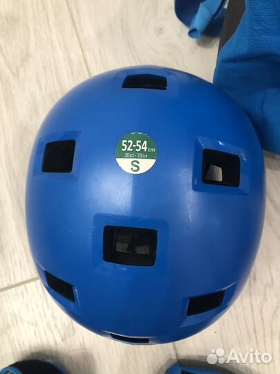 Роликовые коньки раздвижные, шлем, защита