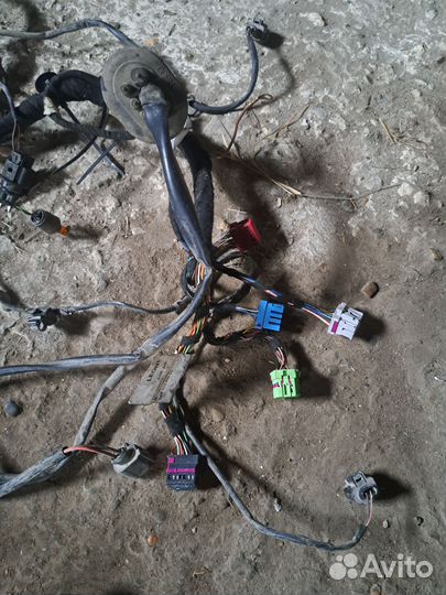 Проводка подкапотная левая Audi A6 C6