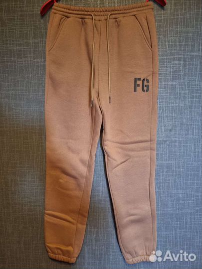 Спортивный костюм женский новый на флисе