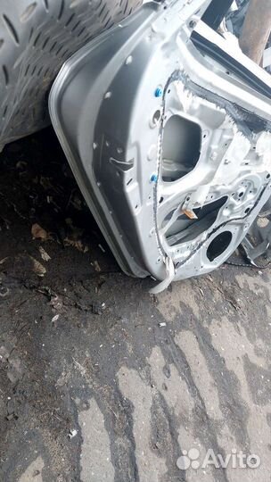 Дверь задняя левая. Kia Rio 3.2011-2017г