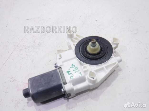 Моторчик переднего правого стеклоподъемника