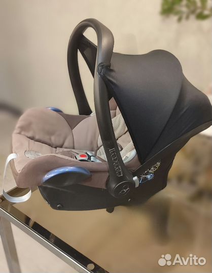 Автолюлька 0+ Maxi Cosi Cabriofix
