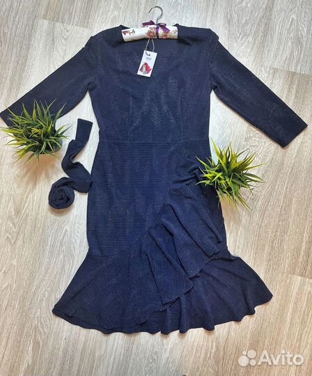 Платье с люрексом 46 размер