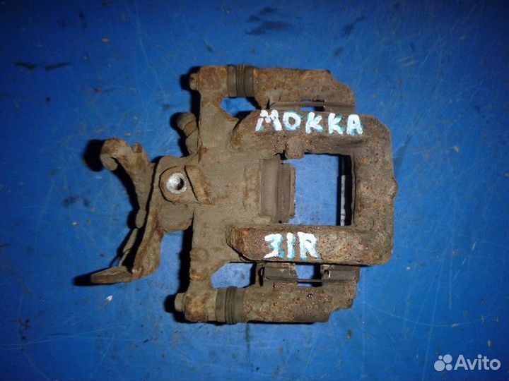 Суппорт задний правый opel mokka 2012