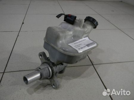 Цилиндр тормозной главный