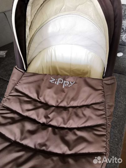 Коляска Zippy классик 2 в 1