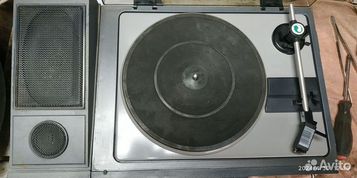 Проигрыватель винила