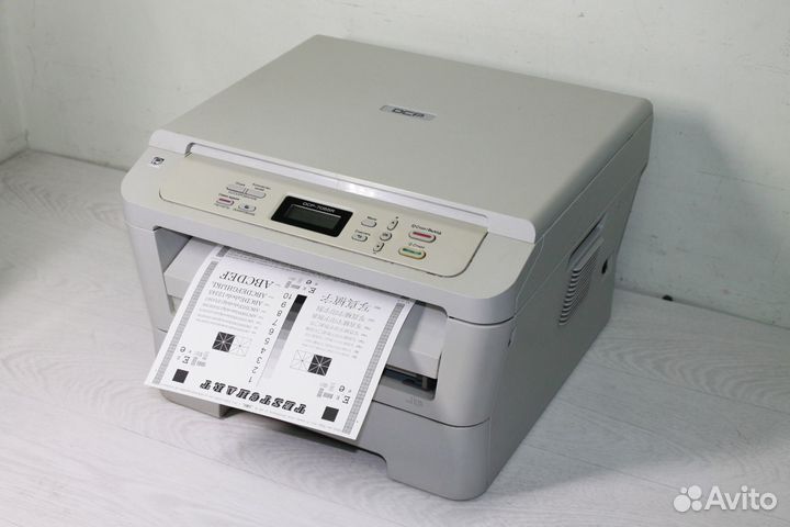 Мфу Brother DCP-7055 (заправлен)
