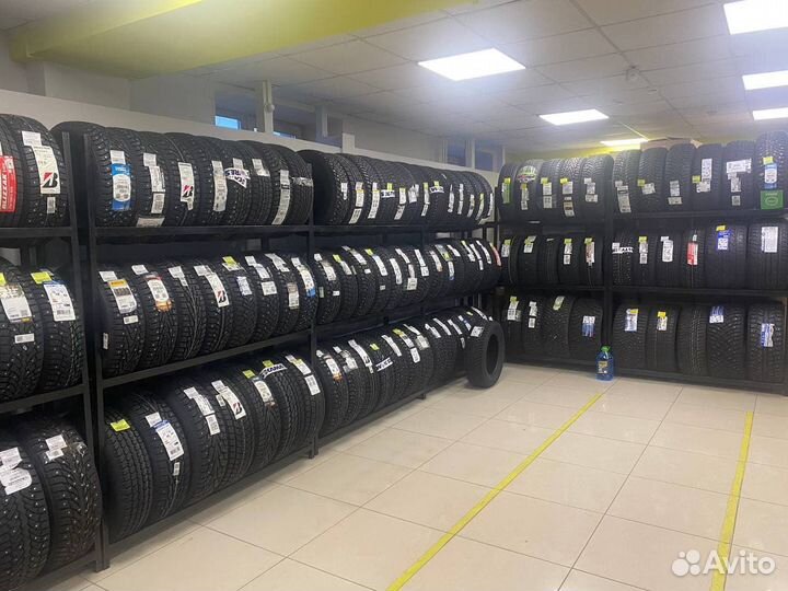 Nokian Tyres Hakkapeliitta 9 SUV 225/65 R17