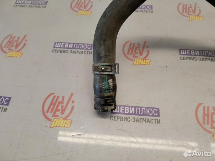 Шланг отопителя Cadillac Escalade