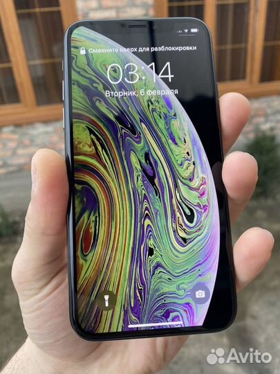 iPhone Xs, 64 ГБ