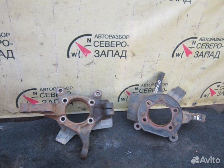 Кулак поворотный передний правый Kia Ceed JD G4FG