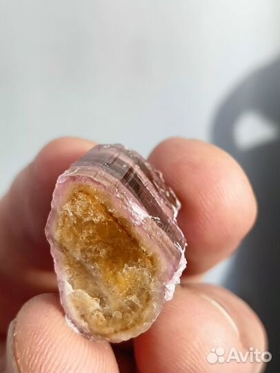 Полихромный турмалин