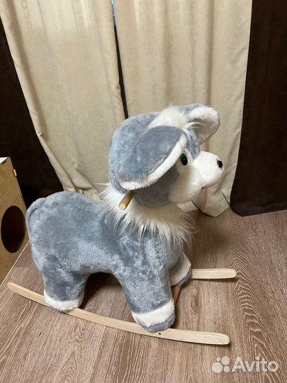 Детская игрушка качалка