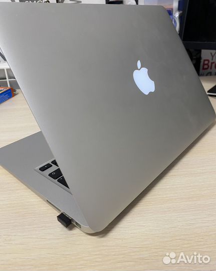 MacBook Air 13