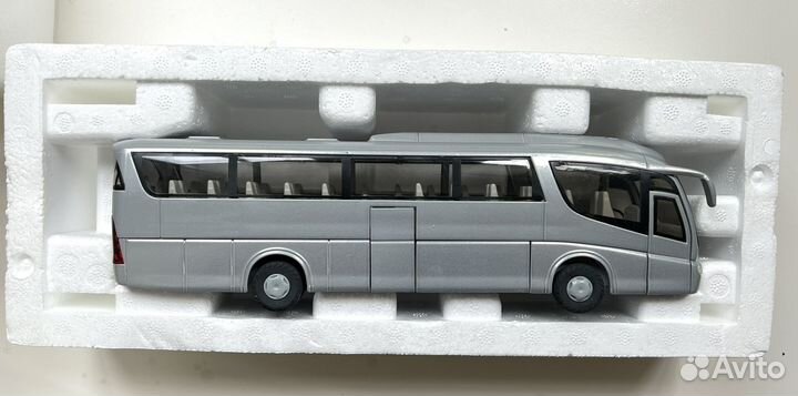 Модели авто автобусов Scania, Mercedes