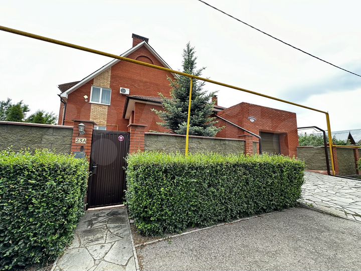 Дом 429,1 м² на участке 13,7 сот.