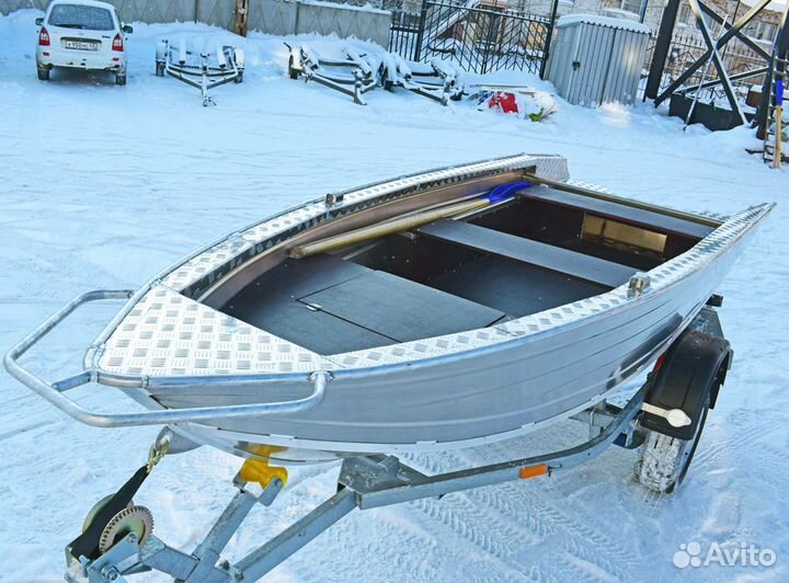 Алюминиевая моторная лодка Wyatboat 390Р новая