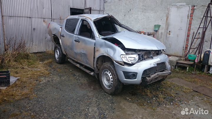 Разбор Misubishi L200
