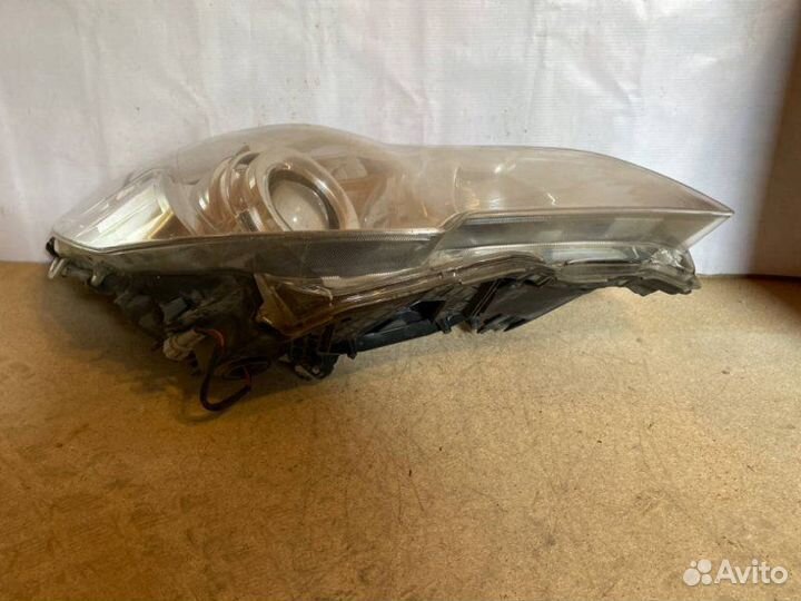 Фара передняя правая Subaru Legacy outback