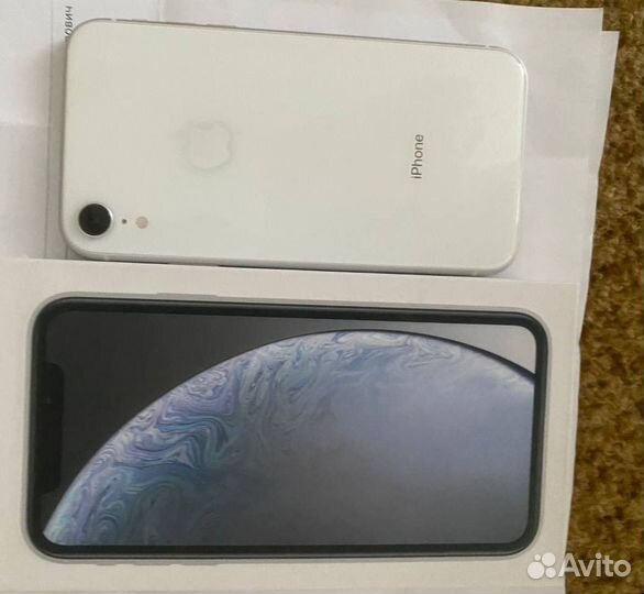 iPhone Xr, 64 ГБ