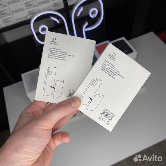 Магнитный кошёлек MagSafe Leather Wallet