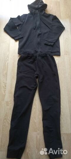 Спортивный костюм