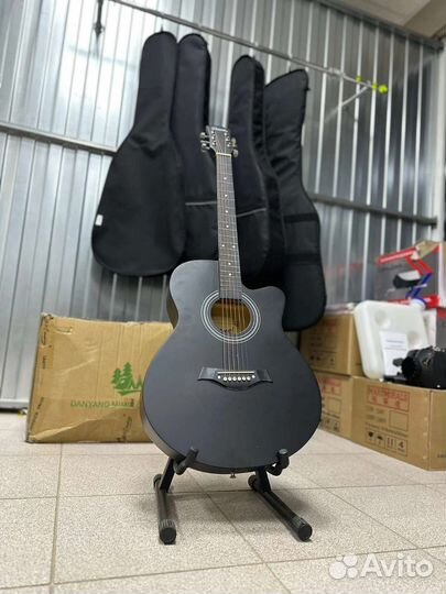 Акустическая гитара новая