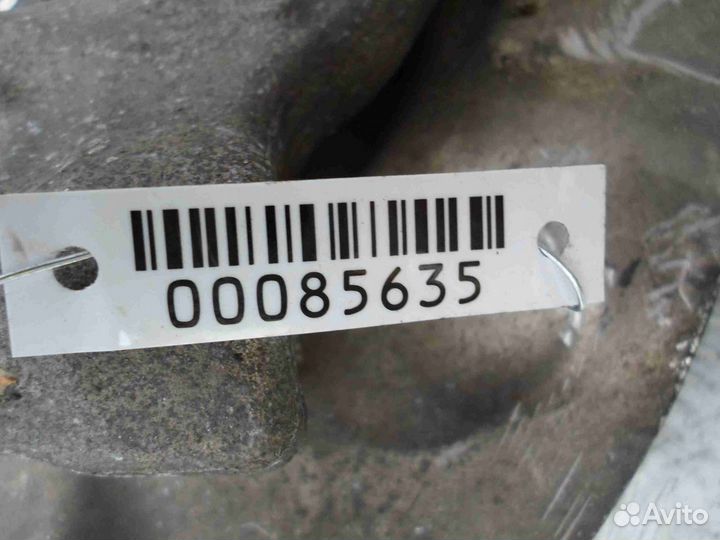 Кулак поворотный правый BMW 7-Series F01 F02