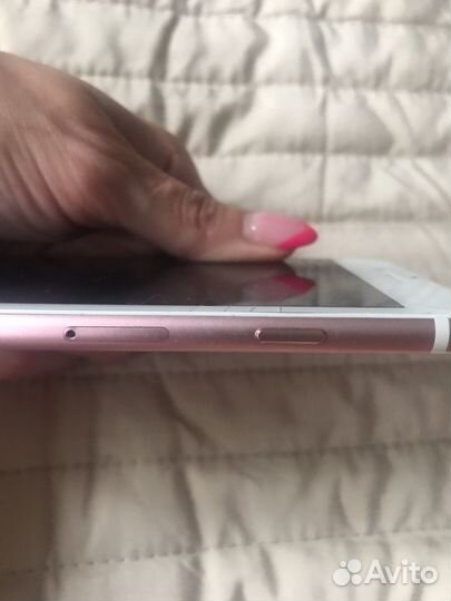 Телефон iPhone 7 32гб
