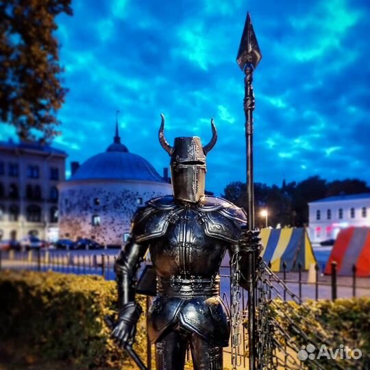 Экскурсовод по городу Выборгу