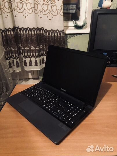 Samsung np300e5X 15,6