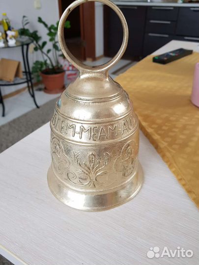 Колокол старинный большой