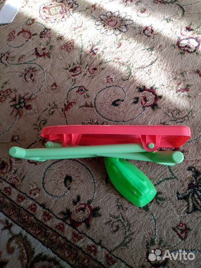 Гладильная доска и утюг