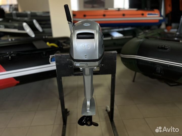 Лодочный мотор Sharmax (Шармакс) SM9.9HS витринный