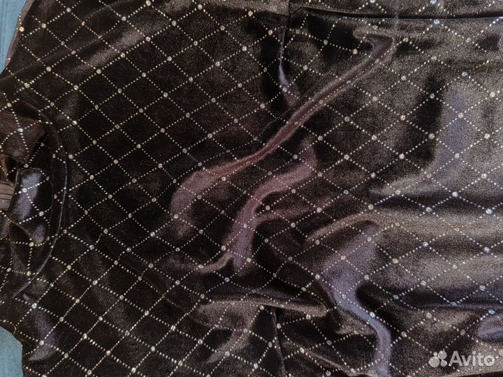 Красивое платье с кружевом