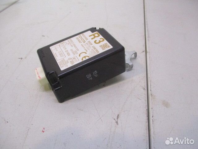 Блок электронный Toyota Camry XV50/XV55